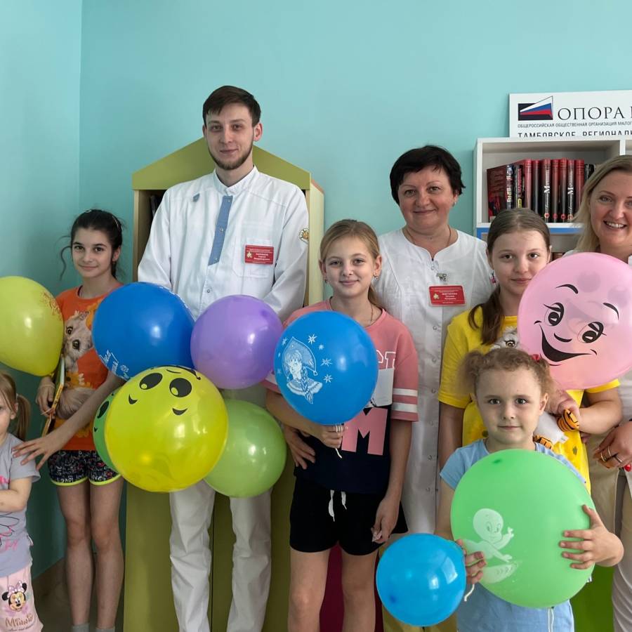 Сегодня в Тамбовской областной детской клинической больнице царила особенная, по-настоящему волшебная атмосфера